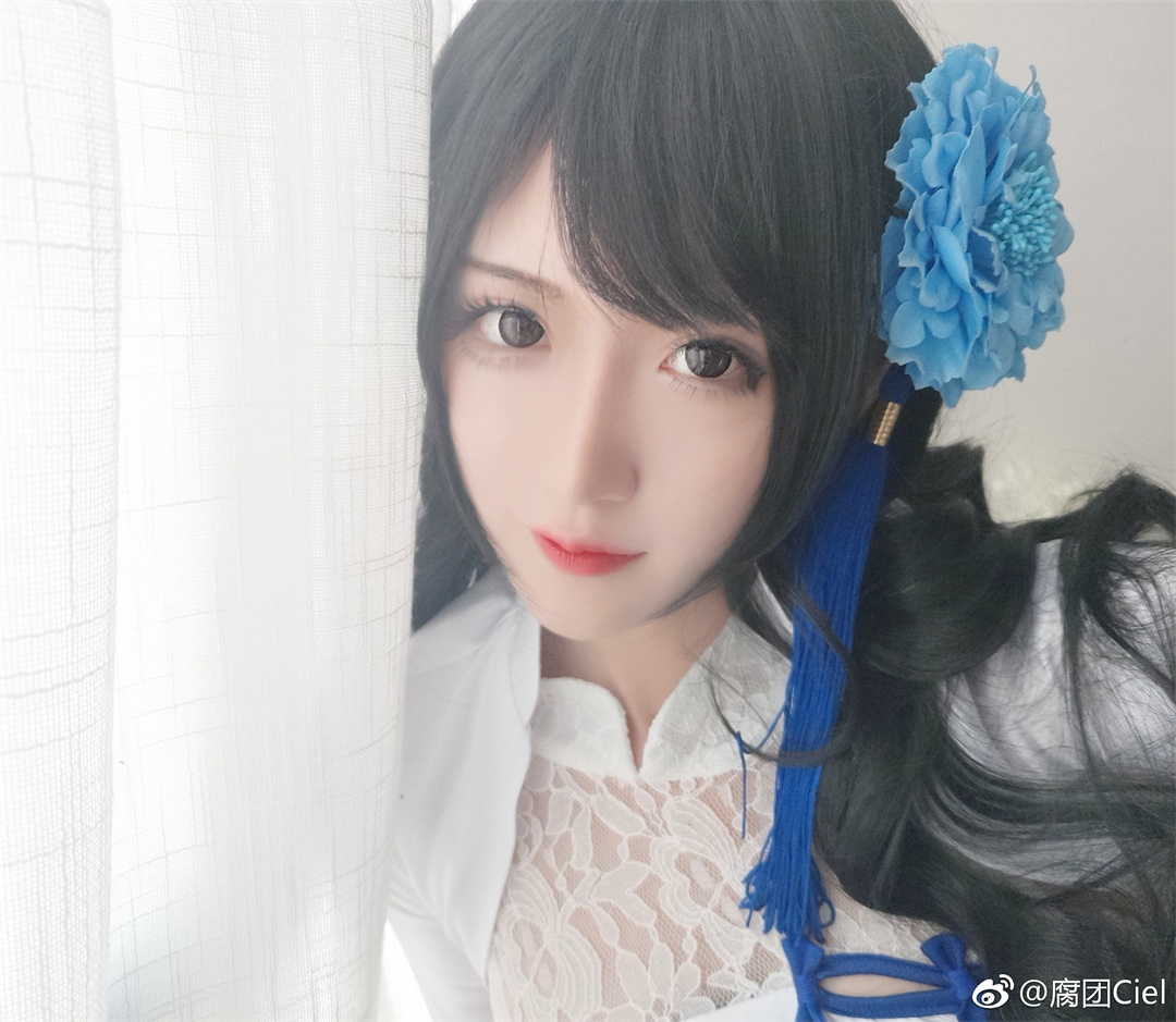 时尚自信，腐团儿的《95式少女前线》系列勾勒出别样风采-可甜可咸