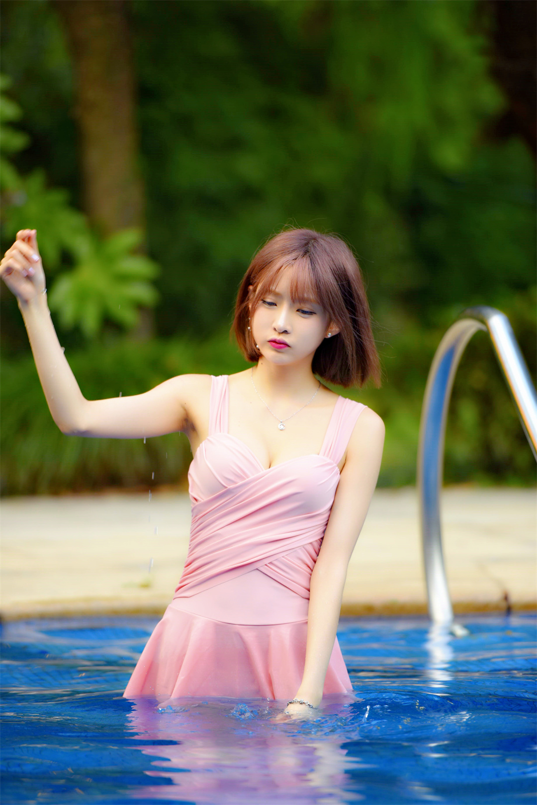 图片[4]-清凉夏日与青春活力：王羽杉Barbieshy《泳装》视觉魅力解读-可甜可咸