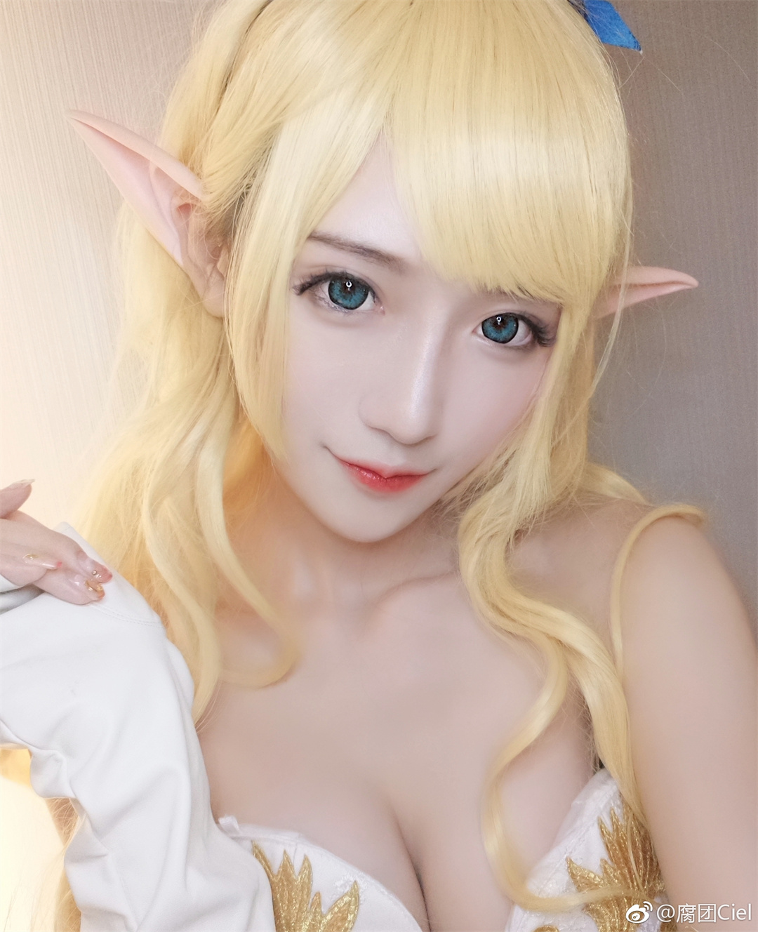 图片[3]-腐团儿全新Cosplay《LOL英雄联盟风女》：梦幻与现实的完美交融-可甜可咸